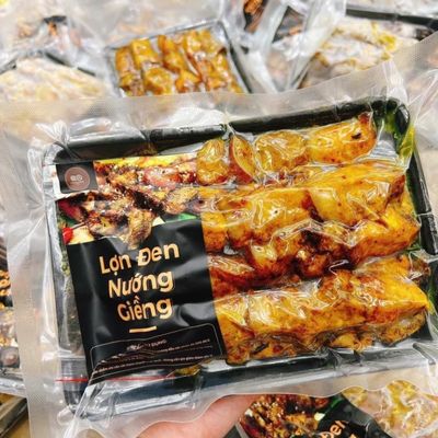  Lợn đen nướng ziềng mẻ/ Sét